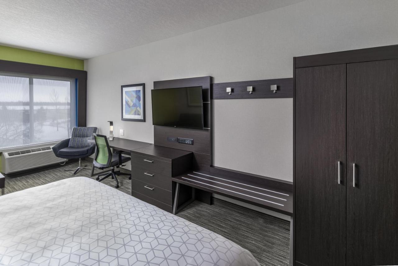 Holiday Inn Express & Suites Kelowna - East By Ihg Ngoại thất bức ảnh