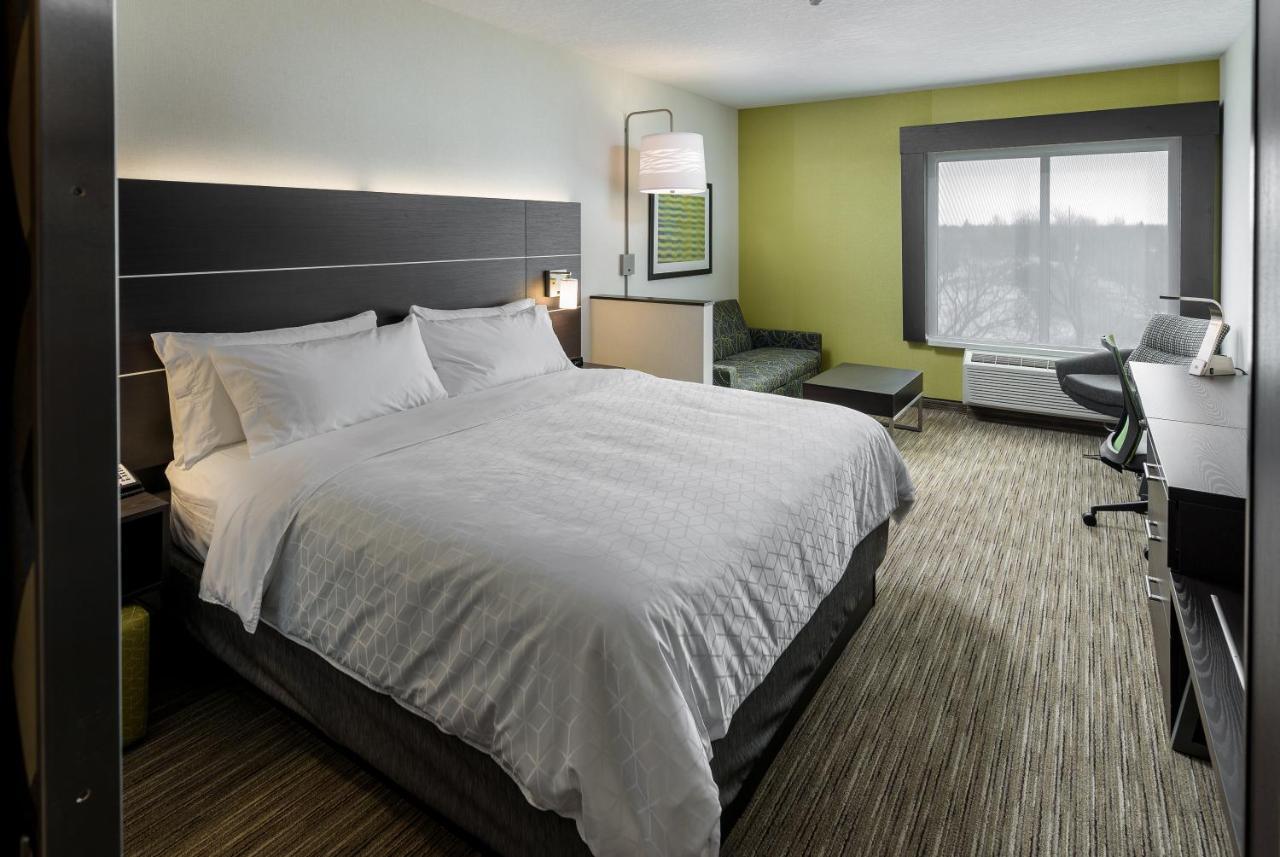 Holiday Inn Express & Suites Kelowna - East By Ihg Ngoại thất bức ảnh